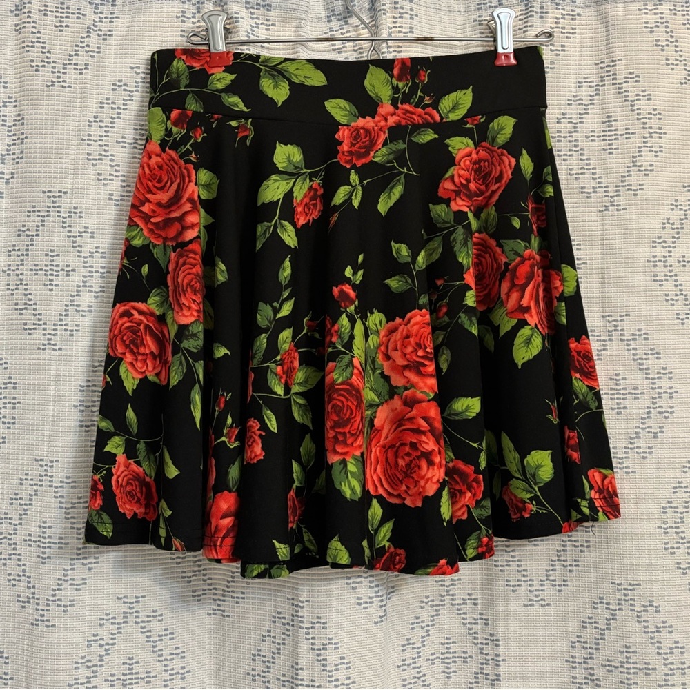 EUC - Flirty Urban Coco Skater Skirt